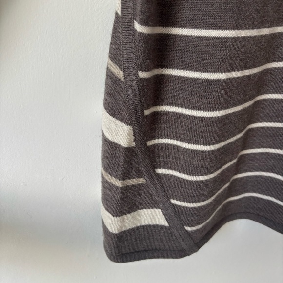 Smartwool Brown Cream Multi Striped V Neck Sweater Merino Wool - Picture 10 of 14
